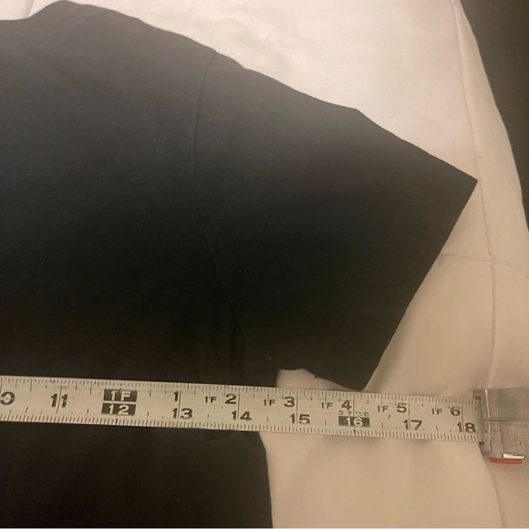 Nike Shirt Girls Small Black Lightweight Casual Athletic Swoosh Logo Sports Tee - Picture 5 of 5